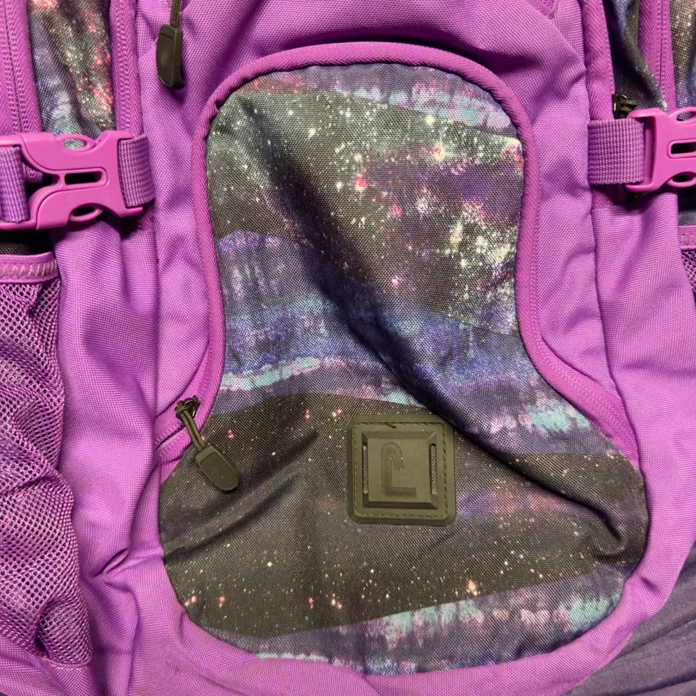 Purple Galaxy Print Backpack Front Pocket‎ Mesh Sides Adjustable Straps School